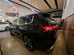 ميتسوبيشي اوتلاندر